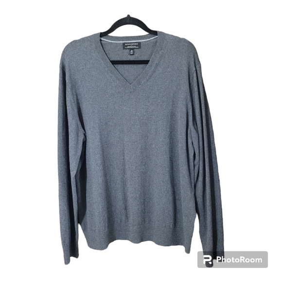 Banana Republic men's dark grey long sleeve vneck pullover sweater - Picture 1 of 7